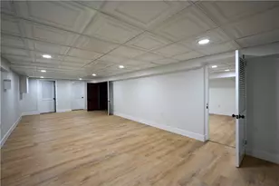 18 Sunset Ln, Portsmouth, RI 02871 - Photo 33