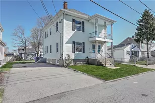 252 Vine St, Pawtucket, RI 02861 - Photo 1