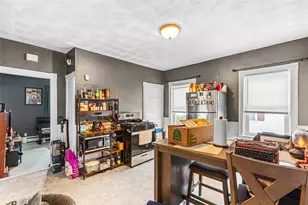 252 Vine St, Pawtucket, RI 02861 - Photo 9