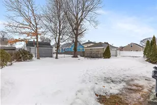 252 Vine St, Pawtucket, RI 02861 - Photo 27