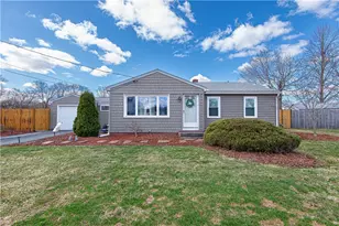 38 Meadowcrest Dr, East Providence, RI 02915 - Photo 1