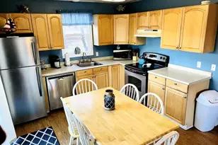 60 Madison Ave, Portsmouth, RI 02872 - Photo 3