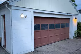 9 Octavia St, Providence, RI 02909 - Photo 23