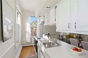 265 Bowen St, Providence, RI 02906 - Photo 11