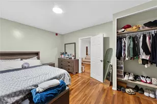 556 Admiral St, Providence, RI 02908 - Photo 11