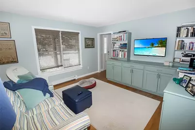 641 Middle Road, Portsmouth, RI 02871 - Photo 9