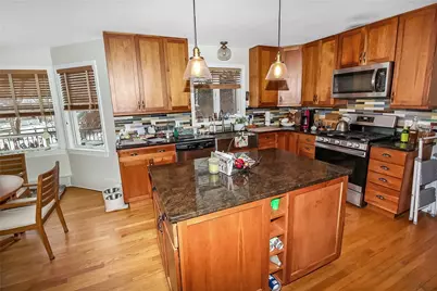 641 Middle Road, Portsmouth, RI 02871 - Photo 13