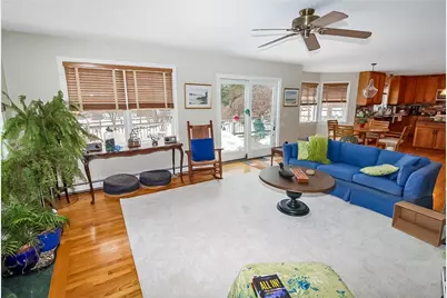 641 Middle Road, Portsmouth, RI 02871 - Photo 7