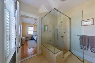 27 Cranston Ave, Newport, RI 02840 - Photo 33
