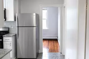 299 State St, Bristol, RI 02809 - Photo 3