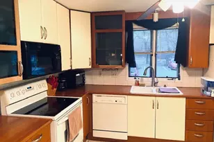 479 Providence St, Warwick, RI 02886 - Photo 9