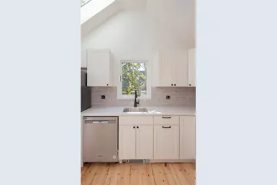 8 Pleasant Street #1, Newport, RI 02840 - Photo 11