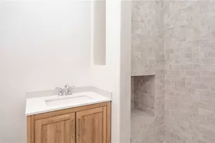 8 Pleasant St, Newport, RI 02840 - Photo 23