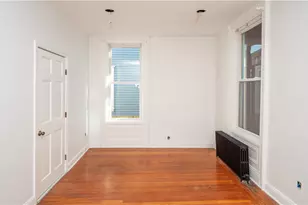 8 Pleasant St, Newport, RI 02840 - Photo 19