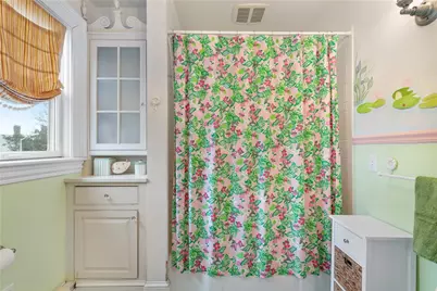 287 Gibbs Avenue, Newport, RI 02840 - Photo 41