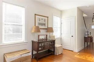 31 Edward St, Newport, RI 02840 - Photo 11