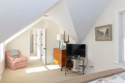 31 Edward Street, Newport, RI 02840 - Photo 17