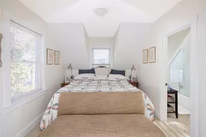 31 Edward Street, Newport, RI 02840 - Photo 15