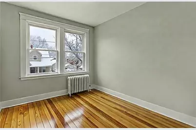 70 Whittier Road, Pawtucket, RI 02861 - Photo 9