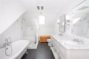 71 Pope St, Newport, RI 02840 - Photo 41