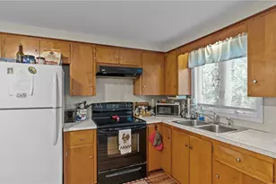 1533 E Main Rd, Portsmouth, RI 02871 - Photo 37