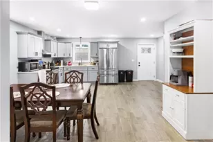 872 Branch Ave, Providence, RI 02904 - Photo 9