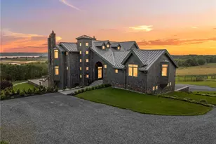82 Nonquit Ln, Tiverton, RI 02878 - Photo 5