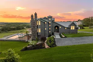 82 Nonquit Ln, Tiverton, RI 02878 - Photo 1