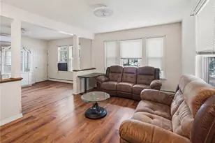 372 Cumberland Hill Rd, Woonsocket, RI 02895 - Photo 23