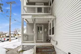 372 Cumberland Hill Rd, Woonsocket, RI 02895 - Photo 11