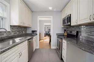 425 Park Ave, Cranston, RI 02910 - Photo 15