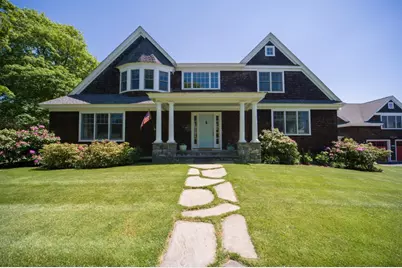 190 Coggeshall Avenue, Newport, RI 02840 - Photo 1