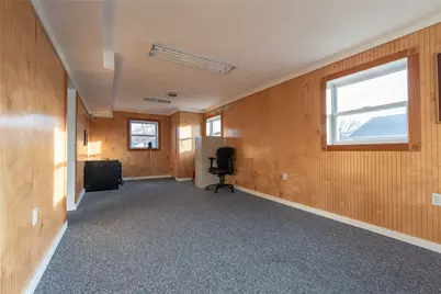 1020 Warwick Avenue, Warwick, RI 02888 - Photo 19