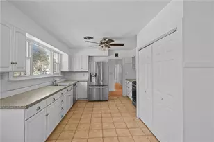 6 Conway Dr, Barrington, RI 02806 - Photo 7