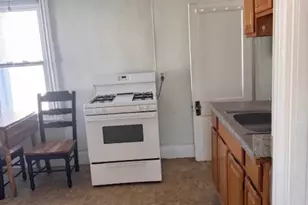 23 Lawton St, Pawtucket, RI 02860 - Photo 5