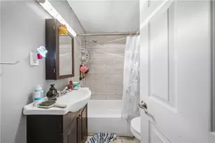 994 Douglas Ave, Providence, RI 02904 - Photo 37