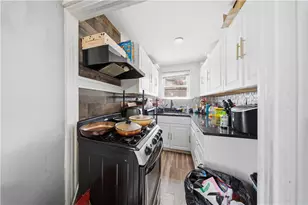 994 Douglas Ave, Providence, RI 02904 - Photo 9