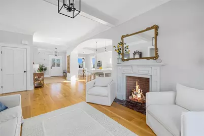 131 Eustis Avenue, Newport, RI 02840 - Photo 11