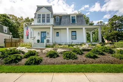131 Eustis Avenue, Newport, RI 02840 - Photo 1