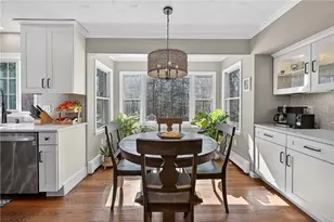 1340 Hope Rd, Cranston, RI 02831 - Photo 21