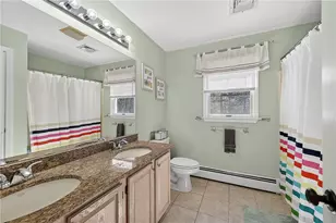 1340 Hope Rd, Cranston, RI 02831 - Photo 33