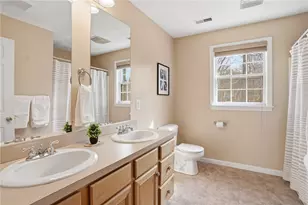 45 Gilbert Stuart Dr, Warwick, RI 02818 - Photo 31