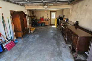 32 Chandler Dr, Coventry, RI 02816 - Photo 5