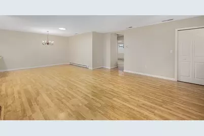 302 Chatham Circle, Warwick, RI 02886 - Photo 5