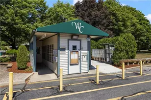 302 Chatham Cir, Warwick, RI 02886 - Photo 49