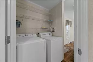 1 2nd St, Portsmouth, RI 02871 - Photo 15