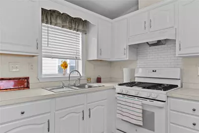 1 Second Street, Portsmouth, RI 02871 - Photo 11