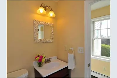 26 Peggy Lane, Portsmouth, RI 02871 - Photo 7