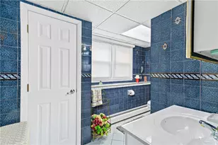 21 Hampton Ave, Warwick, RI 02889 - Photo 29