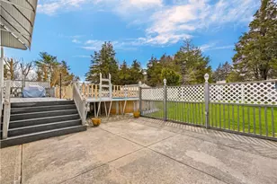 21 Hampton Ave, Warwick, RI 02889 - Photo 35